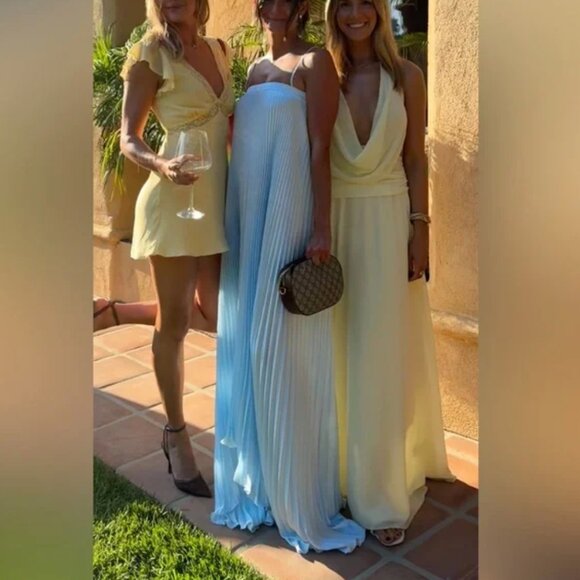 NWT Lovers + Friends Mae Gown Baby Blue Crimped Long Maxi Dress Size Medium - Picture 6 of 12